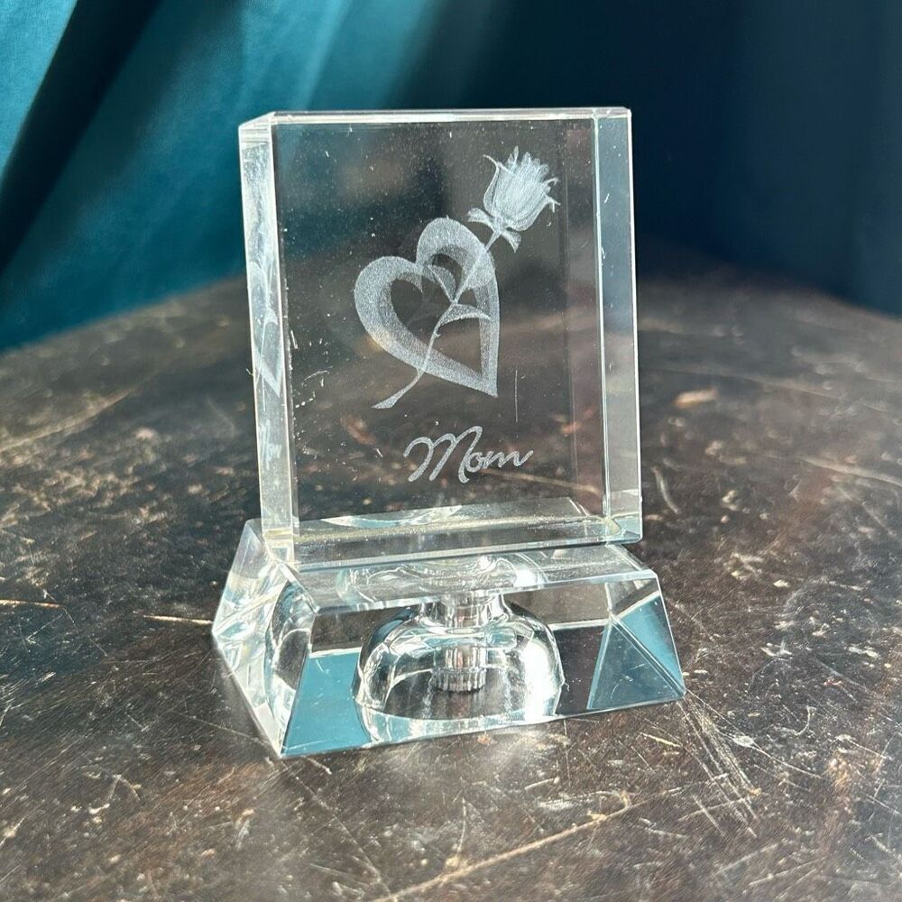 3D Laser-Etched Crystal Clear Paperweight Love for Mom Heart and Rose
